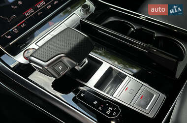 Внедорожник / Кроссовер Audi SQ8 2021 в 