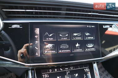 Внедорожник / Кроссовер Audi SQ8 2022 в 