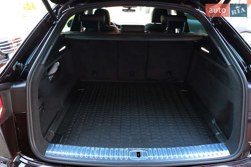 Внедорожник / Кроссовер Audi SQ8 2022 в Львове