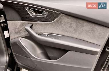 Внедорожник / Кроссовер Audi SQ8 2021 в 