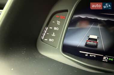 Внедорожник / Кроссовер Audi SQ8 2025 в 