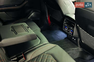 Внедорожник / Кроссовер Audi SQ8 2023 в 