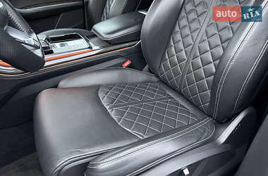 Внедорожник / Кроссовер Audi SQ8 2019 в 