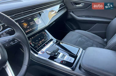 Внедорожник / Кроссовер Audi SQ8 2023 в Днепре