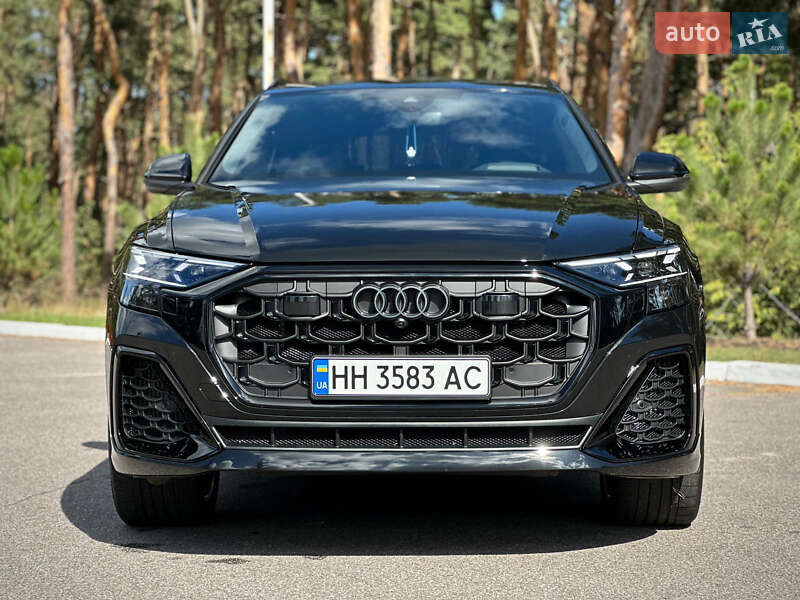 Внедорожник / Кроссовер Audi SQ8 2025 в Киеве