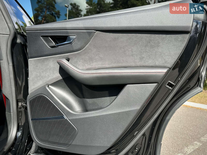 Внедорожник / Кроссовер Audi SQ8 2025 в Киеве
