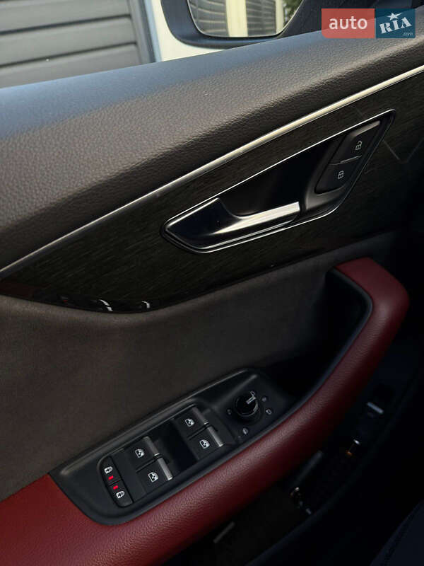 Внедорожник / Кроссовер Audi SQ8 2022 в Ивано-Франковске