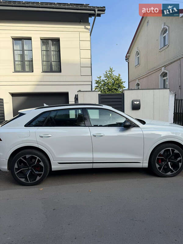 Внедорожник / Кроссовер Audi SQ8 2022 в Ивано-Франковске