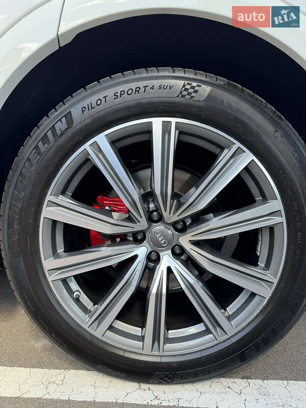 Внедорожник / Кроссовер Audi SQ8 2021 в Киеве фото 9 Внедорожник / Кроссовер Audi SQ8 2021 в Киеве