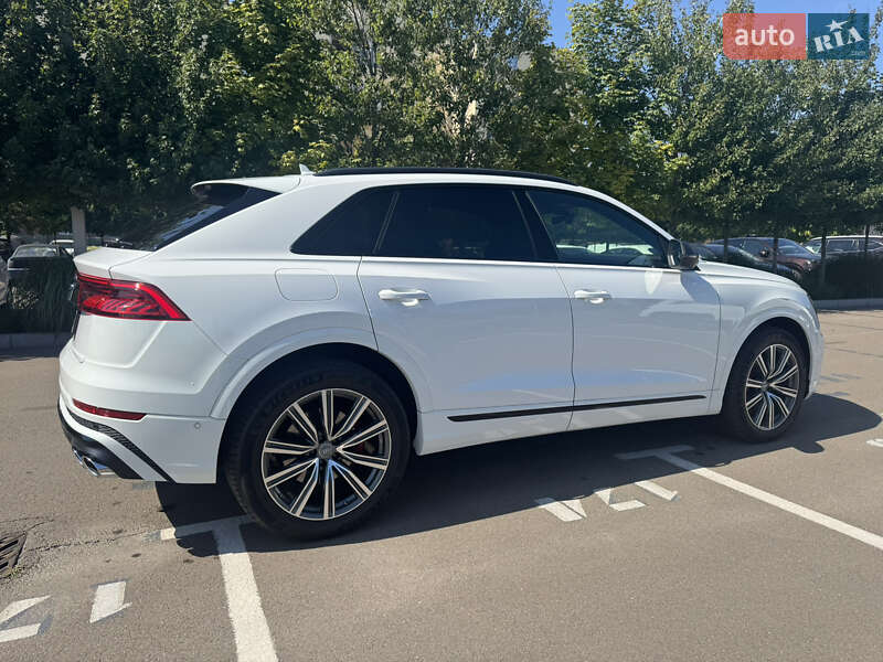 Внедорожник / Кроссовер Audi SQ8 2021 в Киеве фото 27 Внедорожник / Кроссовер Audi SQ8 2021 в Киеве
