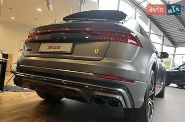 Внедорожник / Кроссовер Audi SQ8 2021 в 