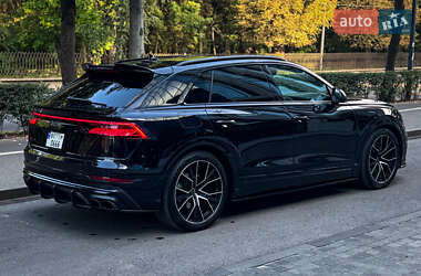 Внедорожник / Кроссовер Audi SQ8 2021 в 