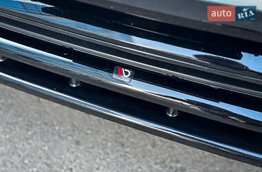 Внедорожник / Кроссовер Audi SQ8 2021 в 