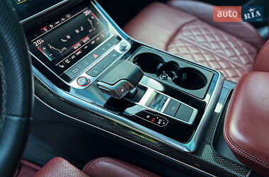Внедорожник / Кроссовер Audi SQ8 2021 в 