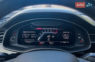 Внедорожник / Кроссовер Audi SQ8 2021 в 
