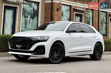 Внедорожник / Кроссовер Audi SQ8 2024 в 