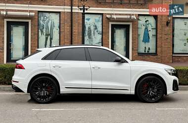 Внедорожник / Кроссовер Audi SQ8 2024 в 