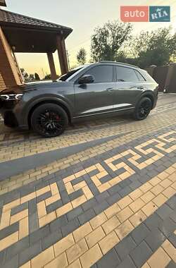 Внедорожник / Кроссовер Audi SQ8 2025 в 