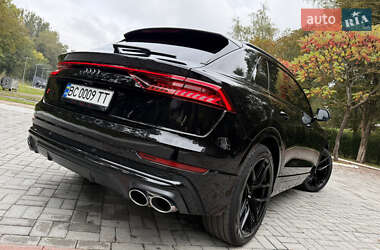 Внедорожник / Кроссовер Audi SQ8 2020 в 