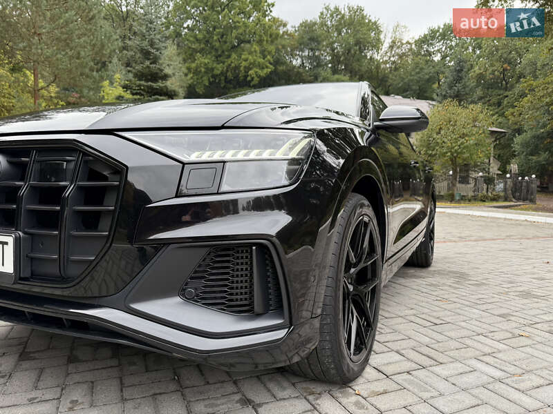 Внедорожник / Кроссовер Audi SQ8 2020 в Дрогобыче