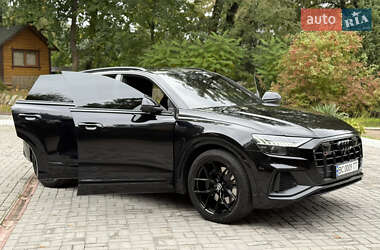 Внедорожник / Кроссовер Audi SQ8 2020 в 