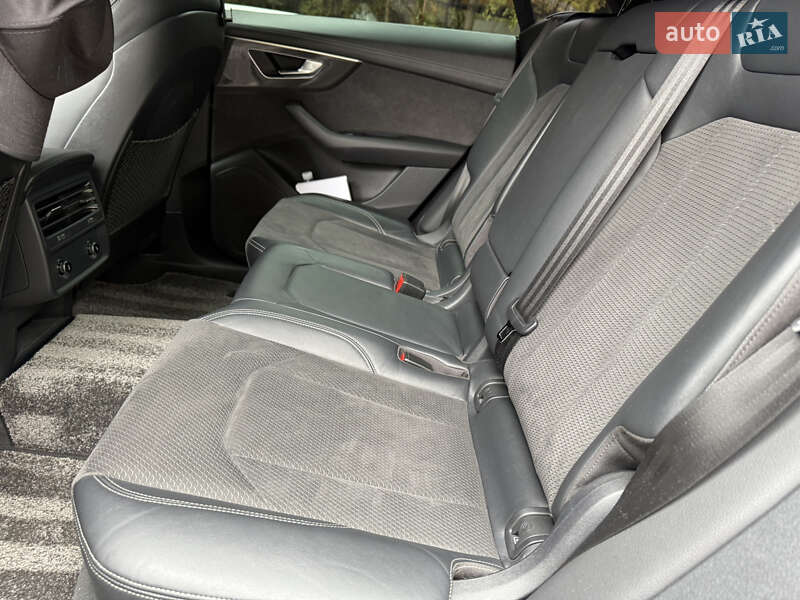 Внедорожник / Кроссовер Audi SQ8 2020 в Дрогобыче