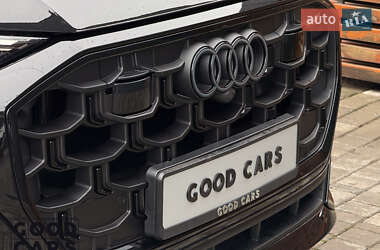 Внедорожник / Кроссовер Audi SQ8 2024 в 