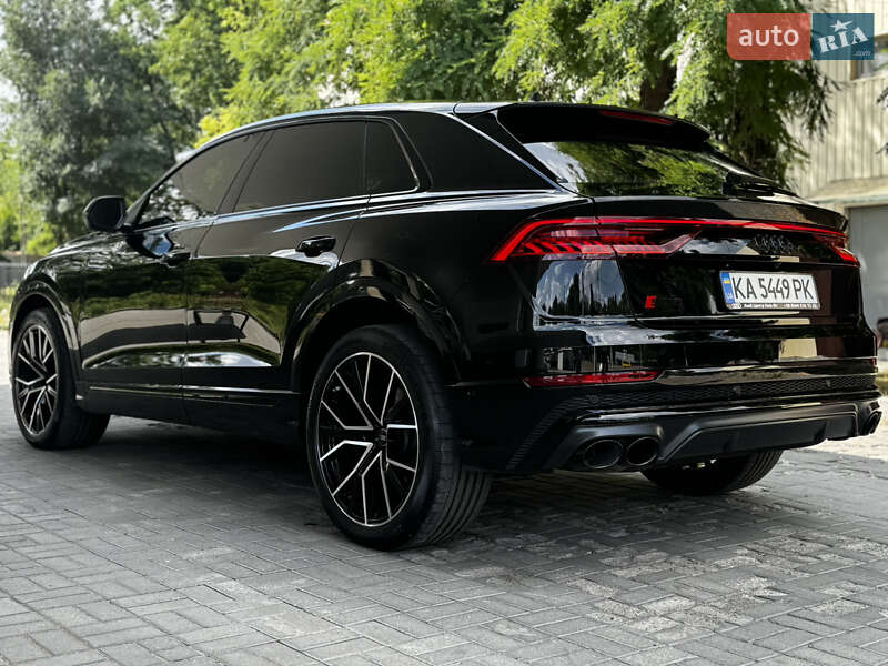 Позашляховик / Кросовер Audi SQ8 2021 в Дніпрі