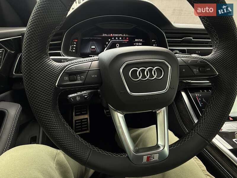 Внедорожник / Кроссовер Audi SQ8 2025 в Киеве