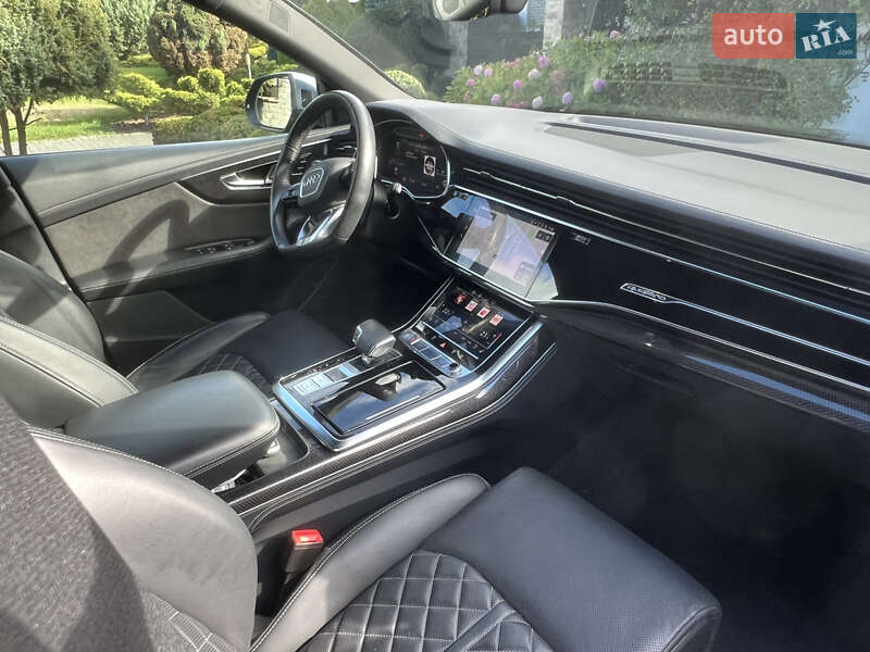Внедорожник / Кроссовер Audi SQ8 2020 в Бердичеве