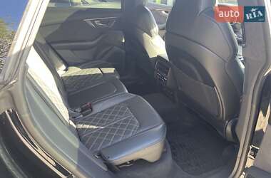 Позашляховик / Кросовер Audi SQ8 2021 в 