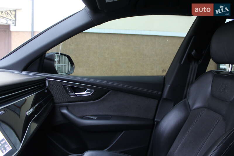 Внедорожник / Кроссовер Audi SQ8 2020 в Трускавце