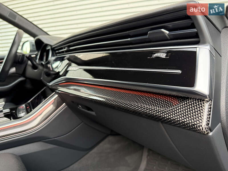 Позашляховик / Кросовер Audi SQ8 2019 в Рівному фото 31 Позашляховик / Кросовер Audi SQ8 2019 в Рівному