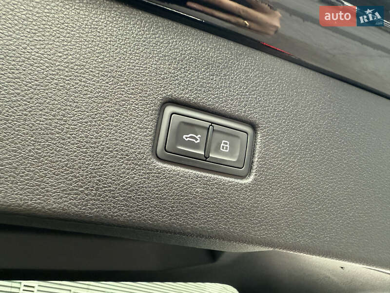 Позашляховик / Кросовер Audi SQ8 2019 в Рівному фото 69 Позашляховик / Кросовер Audi SQ8 2019 в Рівному