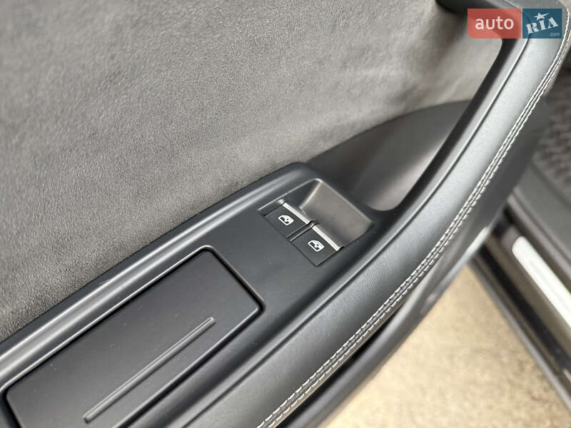 Позашляховик / Кросовер Audi SQ8 2019 в Рівному фото 105 Позашляховик / Кросовер Audi SQ8 2019 в Рівному