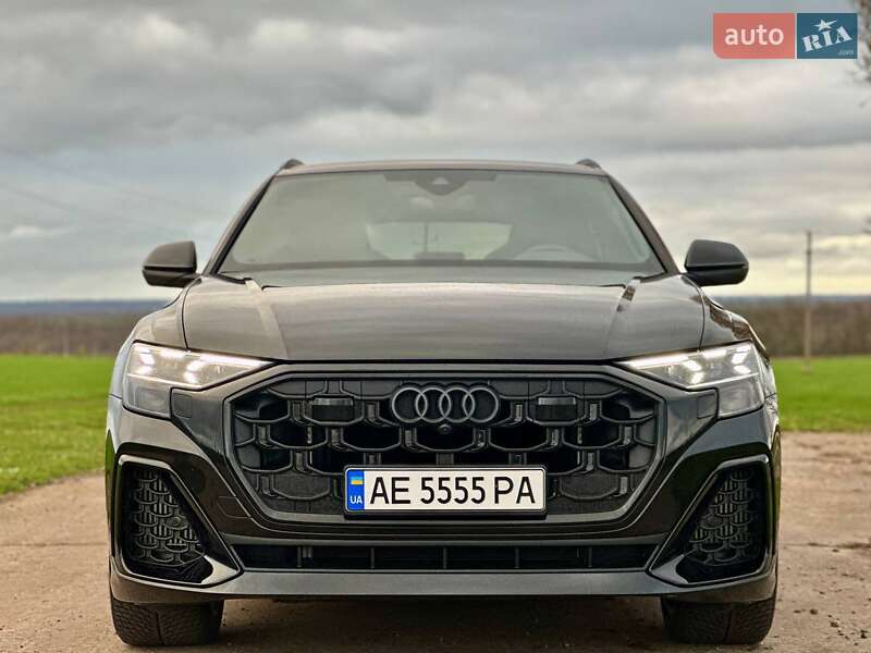 Внедорожник / Кроссовер Audi SQ8 2024 в Киеве