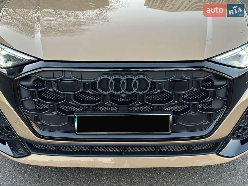 Позашляховик / Кросовер Audi SQ8 2024 в Києві