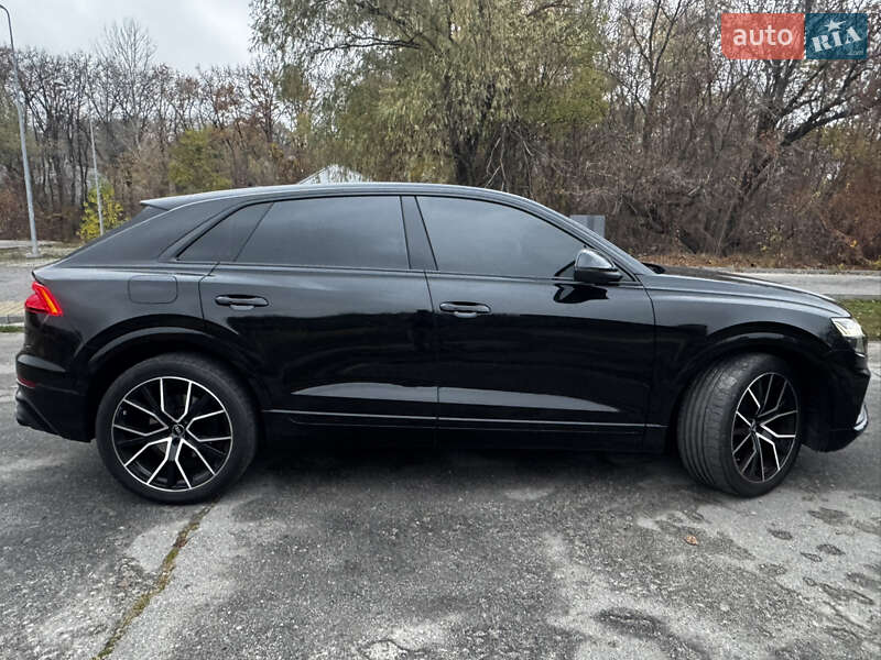 Внедорожник / Кроссовер Audi SQ8 2021 в Днепре