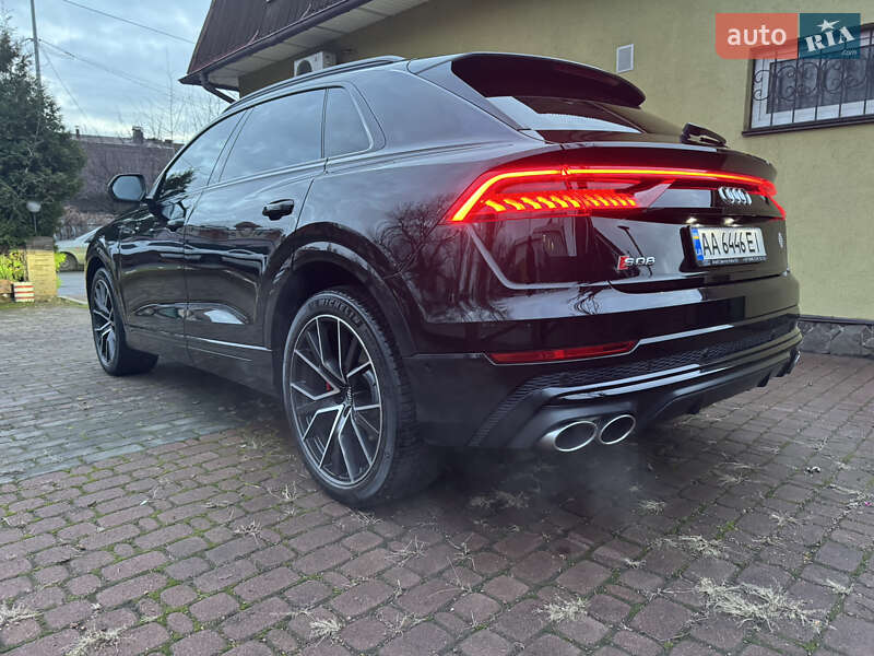 Внедорожник / Кроссовер Audi SQ8 2020 в Киеве