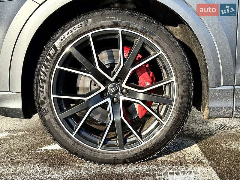 Внедорожник / Кроссовер Audi SQ8 2021 в Киеве