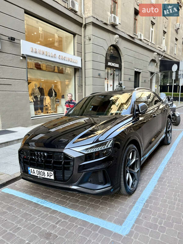 Внедорожник / Кроссовер Audi SQ8 2020 в Киеве фото 3 Внедорожник / Кроссовер Audi SQ8 2020 в Киеве