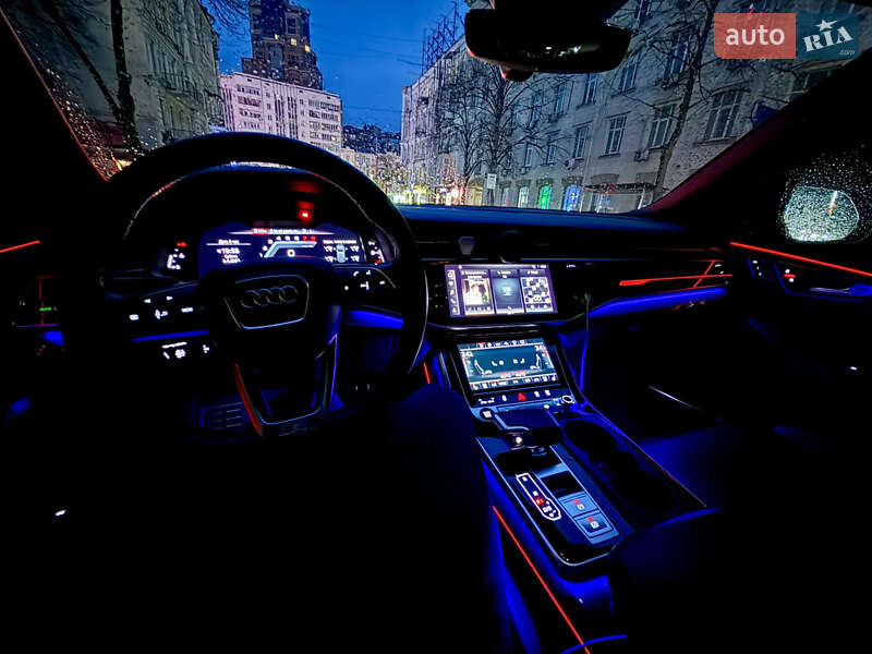 Внедорожник / Кроссовер Audi SQ8 2020 в Киеве фото 7 Внедорожник / Кроссовер Audi SQ8 2020 в Киеве