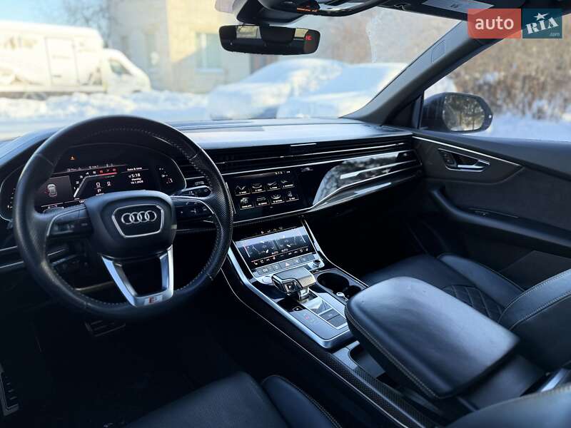 Позашляховик / Кросовер Audi SQ8 2020 в Львові