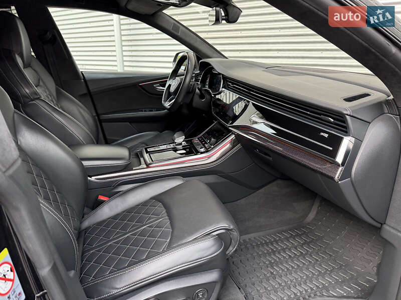 Внедорожник / Кроссовер Audi SQ8 2019 в Ровно
