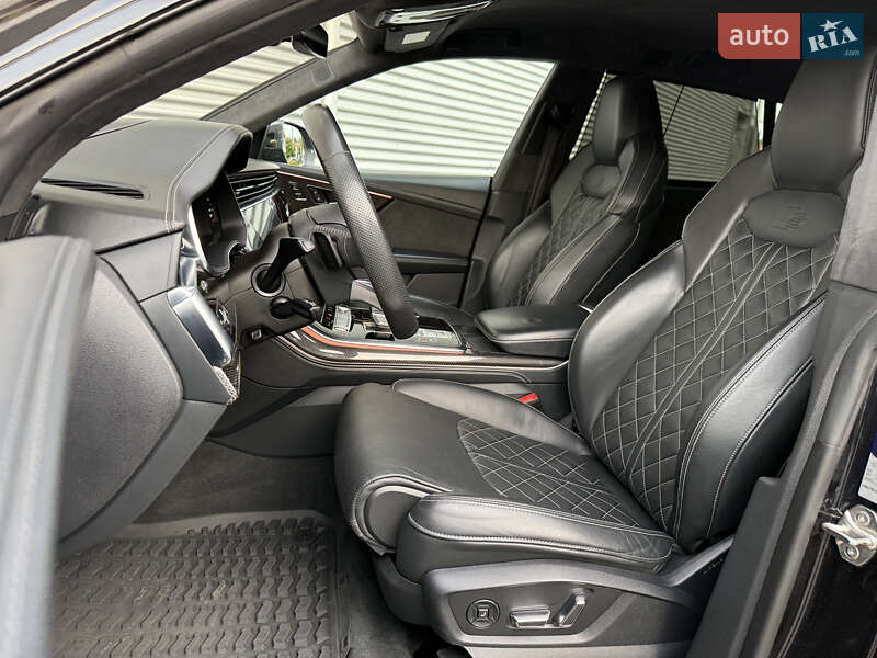 Внедорожник / Кроссовер Audi SQ8 2019 в Ровно