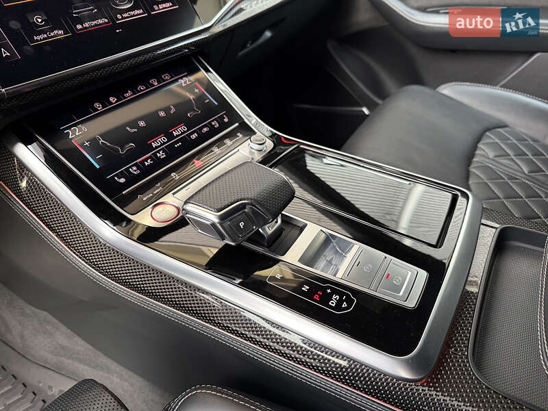 Внедорожник / Кроссовер Audi SQ8 2019 в Ровно