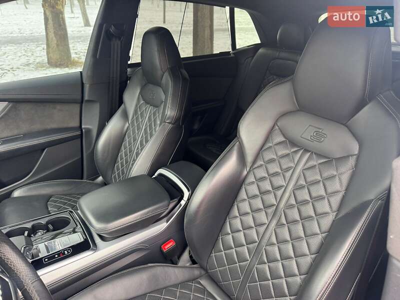 Внедорожник / Кроссовер Audi SQ8 2020 в Николаеве