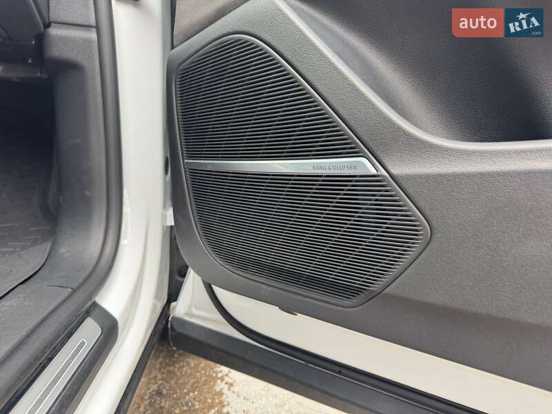 Внедорожник / Кроссовер Audi SQ8 2020 в Николаеве