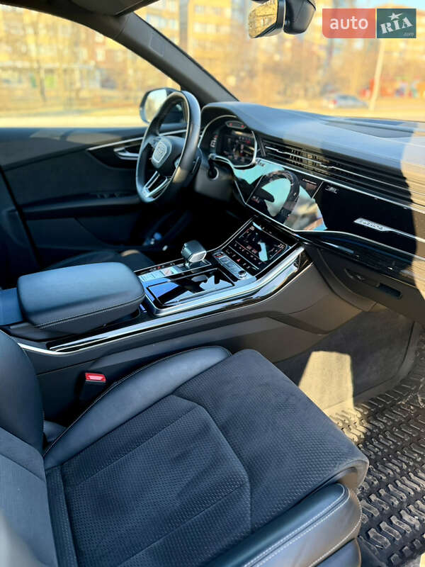 Позашляховик / Кросовер Audi SQ8 2021 в Кривому Розі фото 27 Позашляховик / Кросовер Audi SQ8 2021 в Кривому Розі