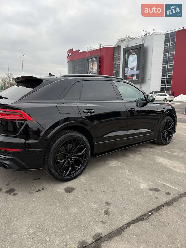 Внедорожник / Кроссовер Audi SQ8 2021 в Киеве